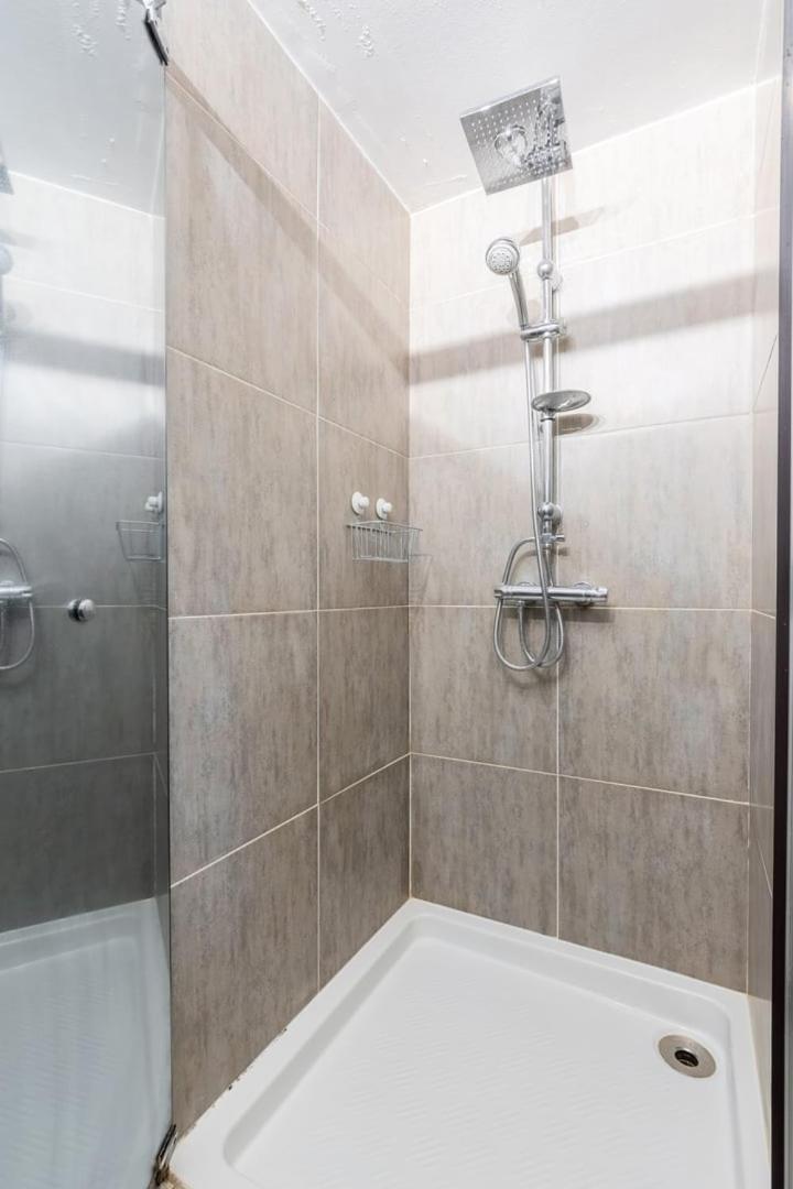 Spacious Apartment W Private Parking In Old Lille Exterior foto